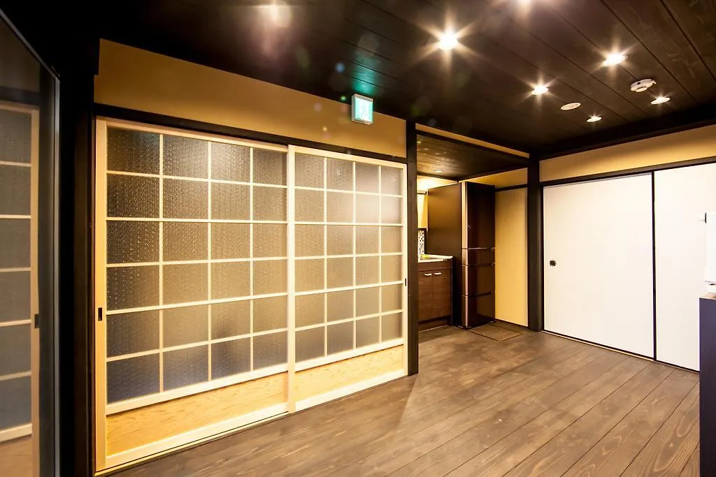 Miro Shichjo Hanabatakecho Tei 京都市 0*,  日本